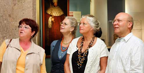 HBPG, Führung in der Ausstellung Land und Leute © HBPG HBPG, Führung in der Ausstellung Land und Leute © HBPG